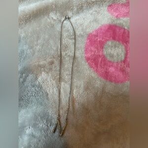 Women’s Jewelry: sparkly silver letter N necklace